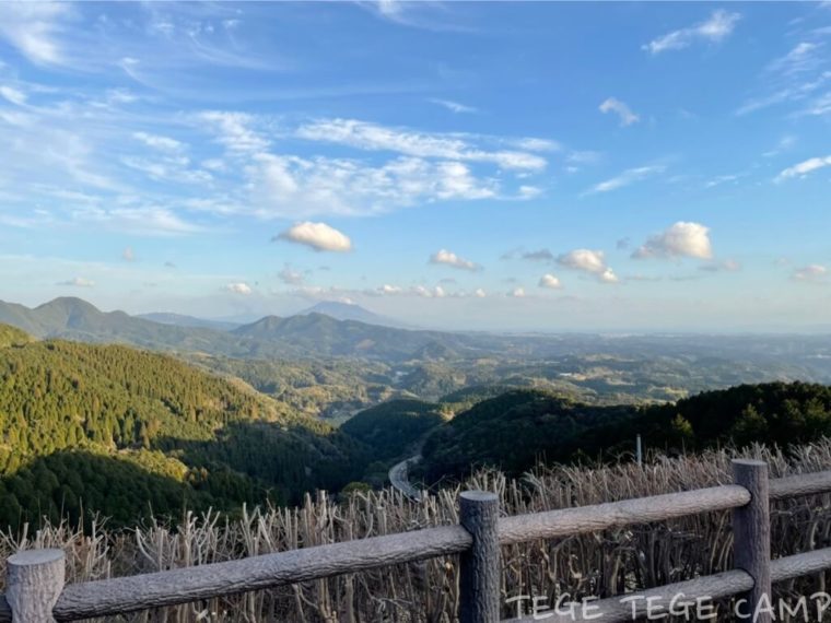 八重山公園キャンプ村多目的広場から眺める最高のロケーション